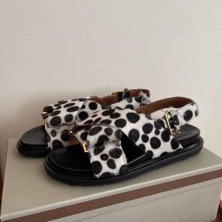 マルニ(Marni)のマルニ　MARNI リアルファー　ダルメシアン　フスベット　サンダル(サンダル)