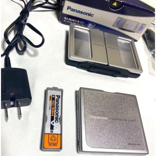 完璧 ポータブルMDプレーヤー Panasonic SJ-MJ57-R その他