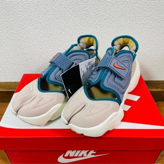 ナイキ(NIKE)の【NIKE】新品 タグ付き箱あり ナイキ アクアリフト DM6436 292(スニーカー)