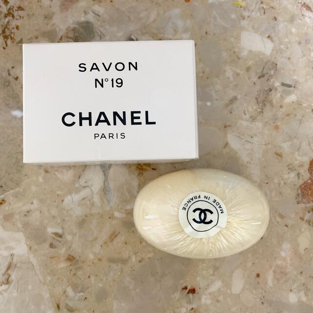 CHANEL(シャネル)のCHANEL シャネル 石鹸 No.19 サヴォン バスソープ コスメ/美容のボディケア(ボディソープ/石鹸)の商品写真