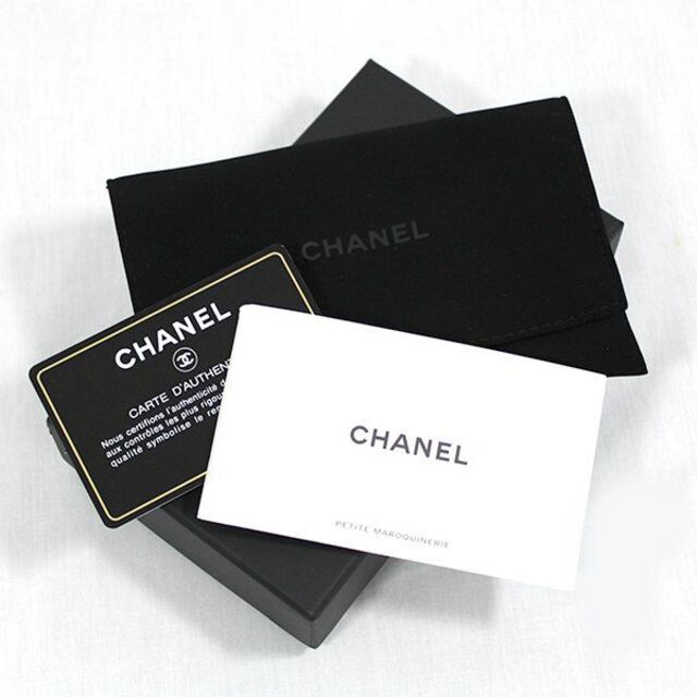 CHANEL(シャネル)のシャネル カードケース キャビアスキン 名刺入れ ベージュ T-J4949 レディースのファッション小物(名刺入れ/定期入れ)の商品写真