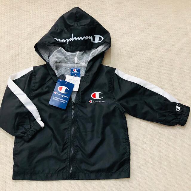 Champion(チャンピオン)のチャンピオン　95cm ウィンドブレーカー　新品 キッズ/ベビー/マタニティのキッズ服男の子用(90cm~)(ジャケット/上着)の商品写真