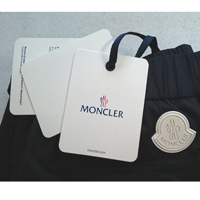 MONCLER(モンクレール)の●新品/正規品● MONCLER モジュラー パンツ サイドロゴ メンズのパンツ(その他)の商品写真