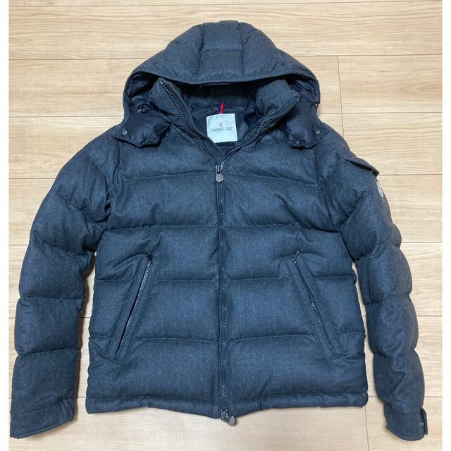 MONCLER(モンクレール)の国内正規品　モンクレール  モンジュネーブル メンズのジャケット/アウター(ダウンジャケット)の商品写真