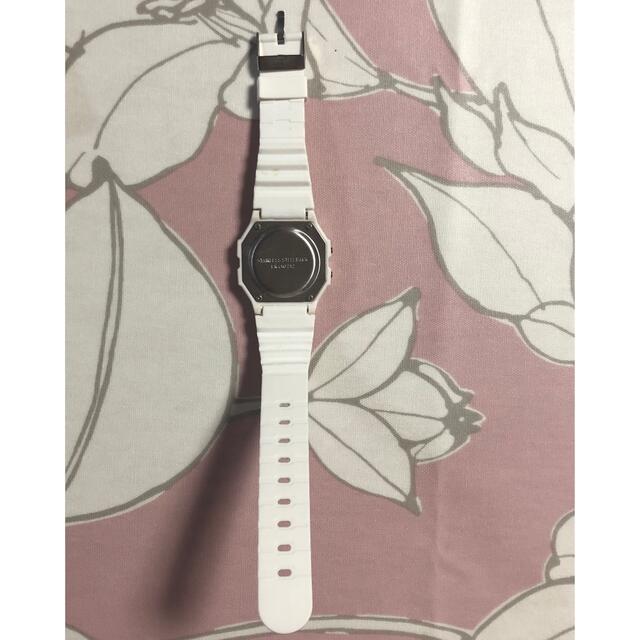 デジタル時計 レディースのファッション小物(腕時計)の商品写真