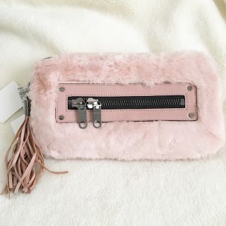 ミリー(Milly)の新品♡MILLY ピンクファーバッグ★送料込(クラッチバッグ)