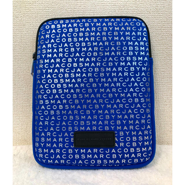 MARC BY MARC JACOBS(マークバイマークジェイコブス)の【新品・未使用】マークバイマークジェイコブス タブレットケース　ブルー スマホ/家電/カメラのスマホアクセサリー(iPadケース)の商品写真