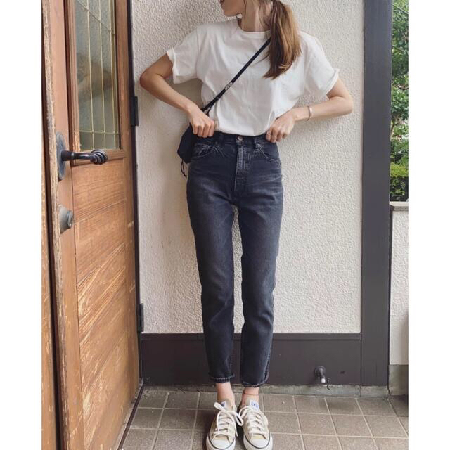 moussy(マウジー)のMOUSSY MVS BLACK SKINNY 24inch レディースのパンツ(デニム/ジーンズ)の商品写真