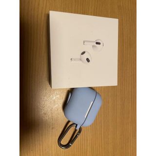 アップル(Apple)のアップル AirPods 第3世代 MME73J/A ケース付き(ヘッドフォン/イヤフォン)