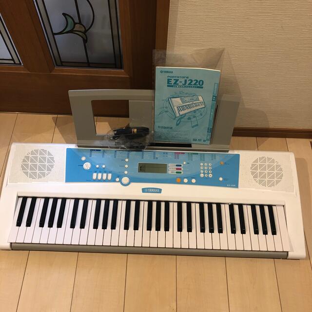 ヤマハ(ヤマハ)のYAMAHA 電子キーボード PORTATONE EZ-J220 61鍵盤 楽器の鍵盤楽器(電子ピアノ)の商品写真