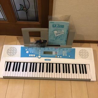 ヤマハ(ヤマハ)のYAMAHA 電子キーボード PORTATONE EZ-J220 61鍵盤(電子ピアノ)