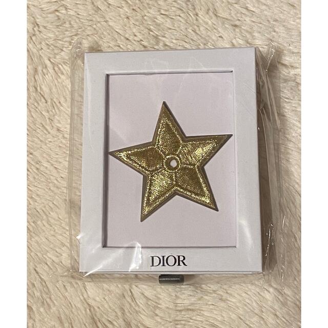 Dior(ディオール)のDior ディオール　ノベルティ　ブローチ　バッチ エンタメ/ホビーのコレクション(ノベルティグッズ)の商品写真