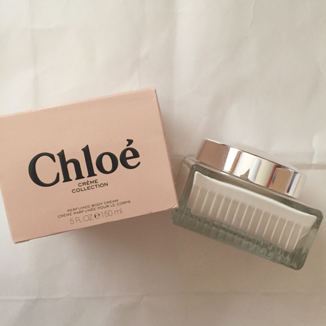 Chloe(クロエ)のchloe ボディクリーム ほぼ新品 コスメ/美容のボディケア(ボディクリーム)の商品写真