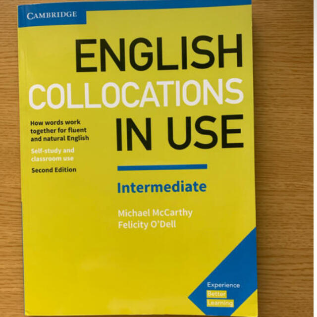 【じじ様専用】 ENGLISH COLLOCATIONS IN USE エンタメ/ホビーの本(語学/参考書)の商品写真