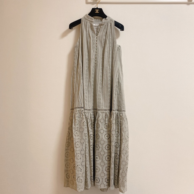 新品herlipto Lace-trimmed Belted Dress ワンピ 2