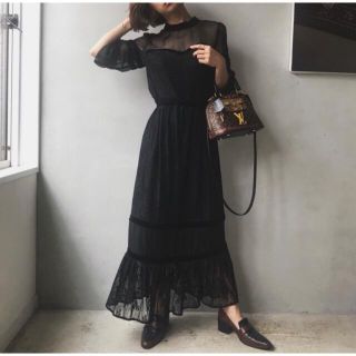 アメリヴィンテージ(Ameri VINTAGE)のTULE SLEEVE TIGHT DRESSドレス シアー レース ワンピース(ひざ丈ワンピース)