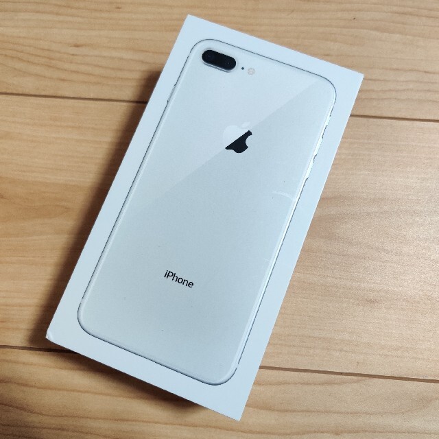 iPhone(アイフォーン)の新品 iPhone 8 Plus 256GB シルバー(白) スマホ/家電/カメラのスマートフォン/携帯電話(スマートフォン本体)の商品写真