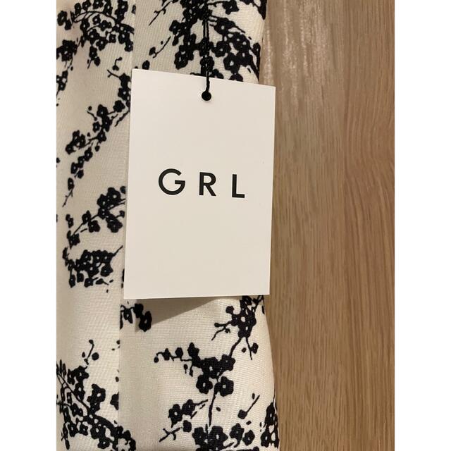 GRL(グレイル)の【即日発送】花柄ハイウエストバックスリットマーメイドスカート レディースのスカート(ロングスカート)の商品写真