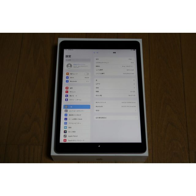 iPad(アイパッド)の中古美品 iPad 10.2インチ 第9世代 64GB シルバー スマホ/家電/カメラのPC/タブレット(タブレット)の商品写真