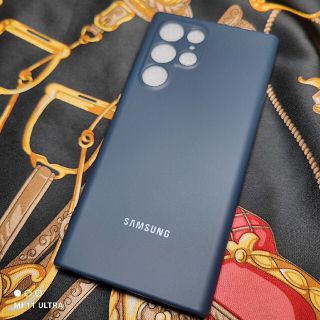 サムスン(SAMSUNG)のSamsung Galaxy S22 Ultra ロゴ入り紺シリコンケース(Androidケース)