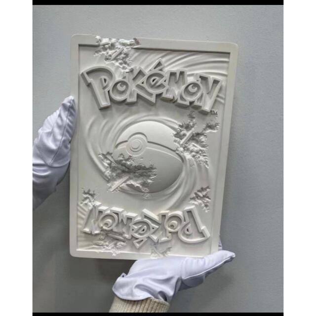 ポケモン(ポケモン)の当日発送‼️daniel arsham×Pokemon ミュウ石版 500個限定 エンタメ/ホビーの美術品/アンティーク(彫刻/オブジェ)の商品写真