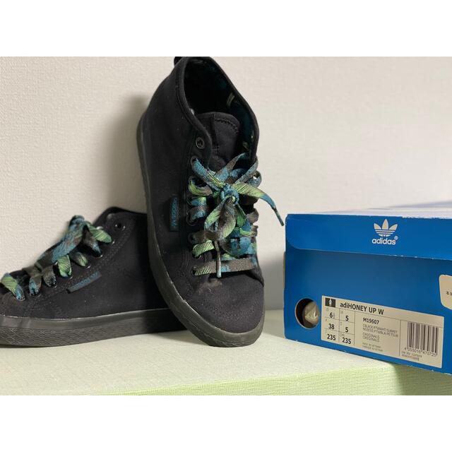 adidas original インソールスニーカー