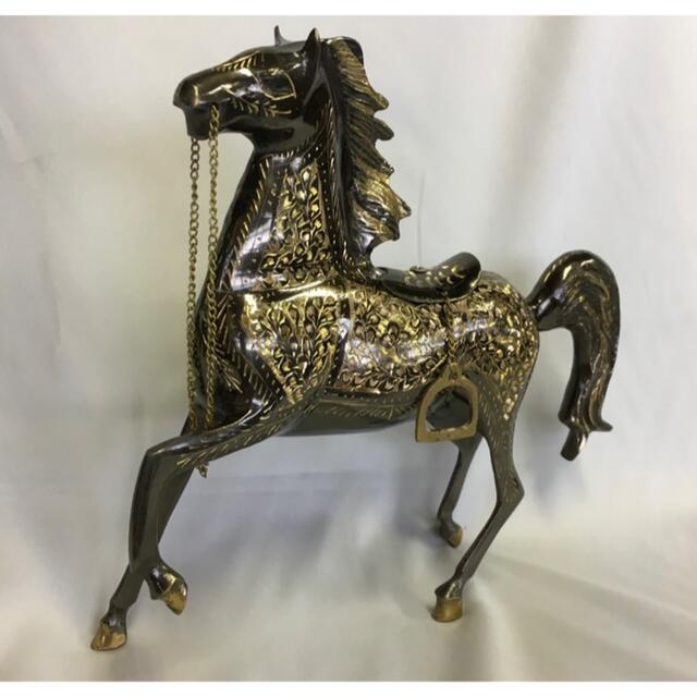 高２３×横２５×奥行５ｃｍ重量飛躍馬（真鍮に手彫り彫刻）