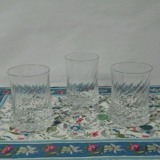 ウィスキーグラス3個(グラス/カップ)
