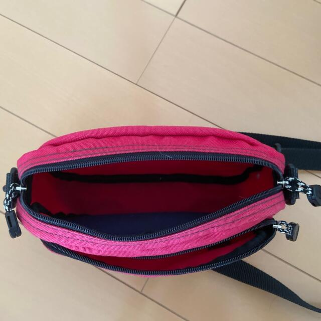 CHUMS(チャムス)のチャムス　ミニショルダーバッグ　ピンク レディースのバッグ(ショルダーバッグ)の商品写真