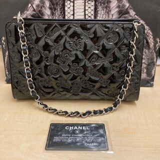 シャネル エナメルバッグの通販 100点以上 | CHANELを買うならラクマ