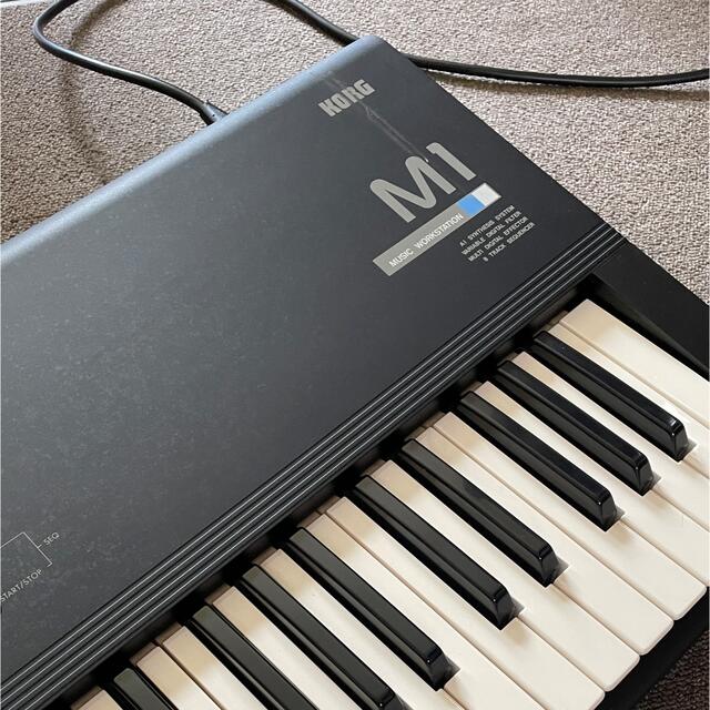 KORG(コルグ)のKORG M1   楽器の鍵盤楽器(キーボード/シンセサイザー)の商品写真