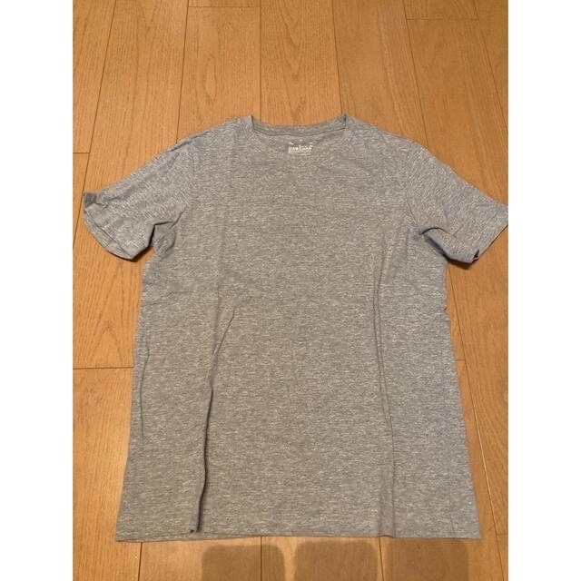 MUJI (無印良品)(ムジルシリョウヒン)の⭐︎MUJI 黒•グレーTシャツ2枚(Uネック) メンズのトップス(Tシャツ/カットソー(半袖/袖なし))の商品写真