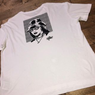 ナイキ(NIKE)のNIKE ナイキ　ガールズデザイン　Tシャツ(Tシャツ/カットソー(半袖/袖なし))