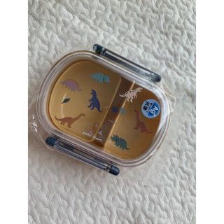 petit main - 【新品未使用】プティマイン 弁当箱 恐竜柄の通販 by