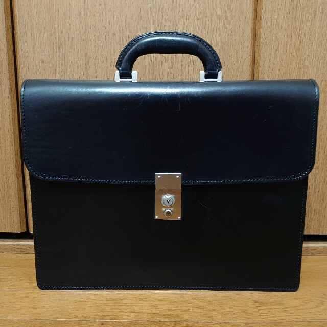 品質が完璧 大峡製鞄 定価184800円 使用数回 ベルギーサドルアップ ビジネスバッグ  ビジネスバッグ