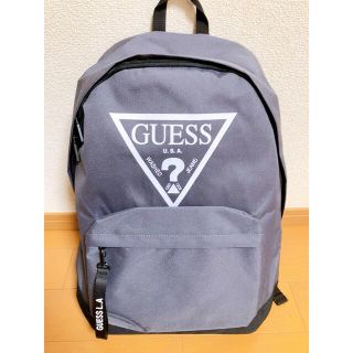 ゲス(GUESS)の定価6900円＋税→2950円　　GUESS  リュック　グレー　新品、未使用♡(リュック/バックパック)