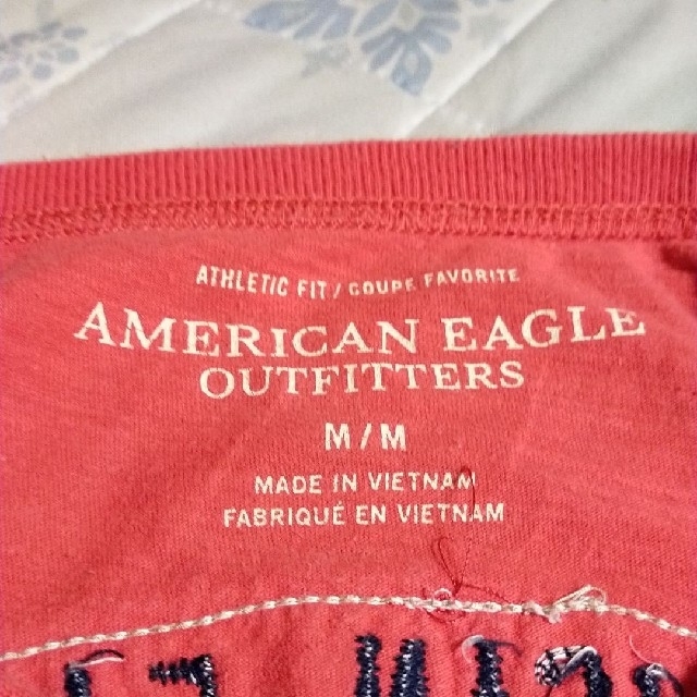 American Eagle(アメリカンイーグル)のアメリカンイーグル　半袖Tシャツ　レッド メンズのトップス(Tシャツ/カットソー(半袖/袖なし))の商品写真