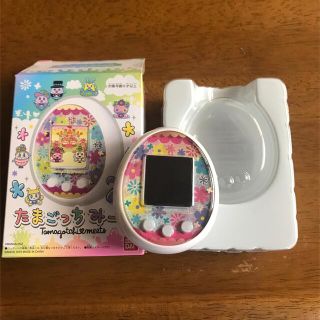 バンダイ(BANDAI)のたまごっちみーつ パステルverホワイト(使用品)(携帯用ゲーム機本体)