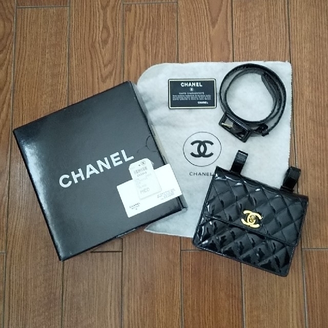 CHANEL(シャネル)のシャネル  ウエストポーチ  美品 レディースのバッグ(ボディバッグ/ウエストポーチ)の商品写真