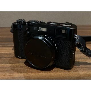 x100f 富士フィルム FUJIFILM ブラック(コンパクトデジタルカメラ)