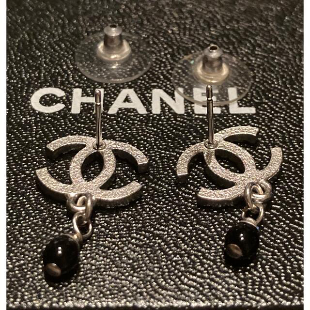 CHANEL(シャネル)のシャネル❤マトラッセ ロゴ ピアス レディースのアクセサリー(ピアス)の商品写真