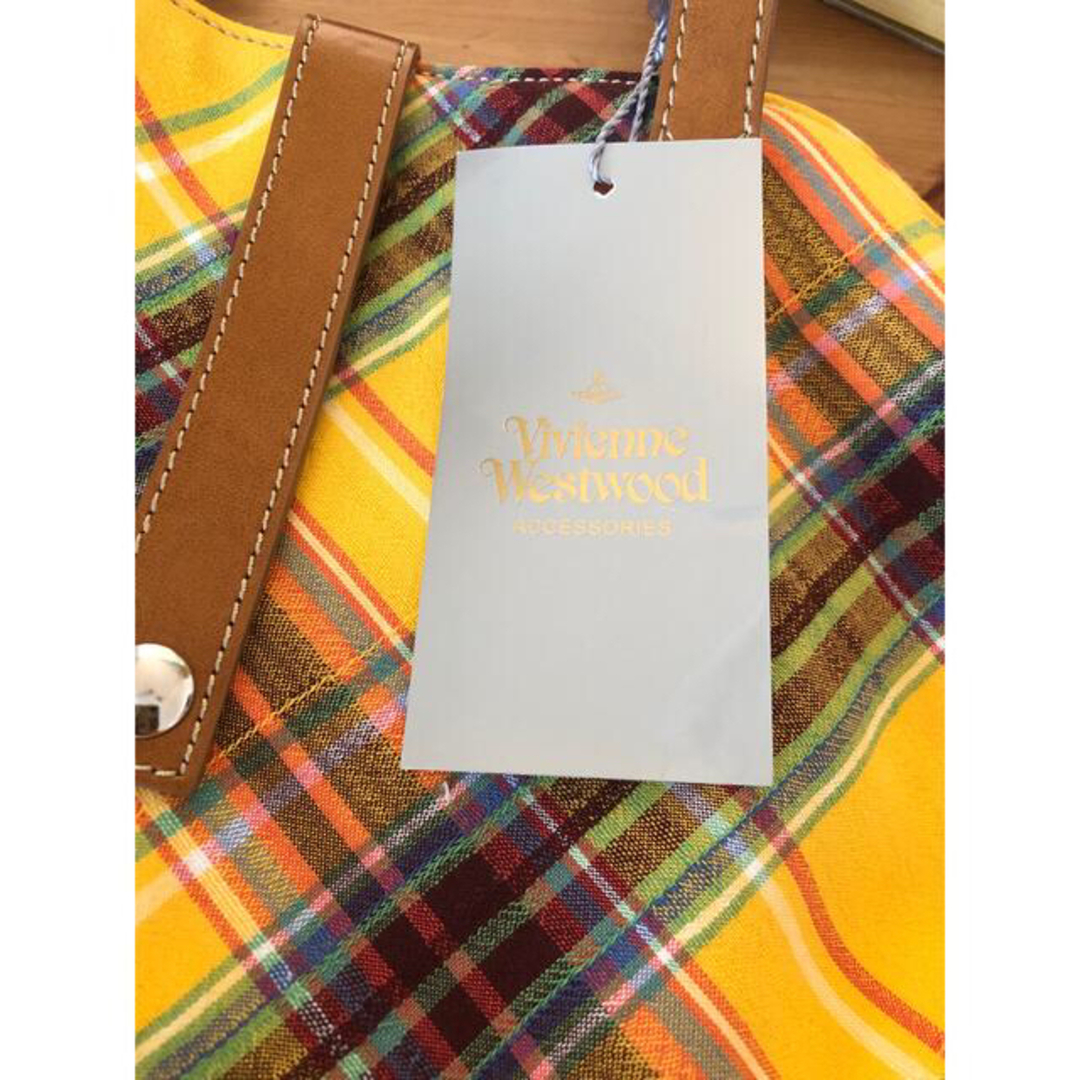 Vivienne Westwood(ヴィヴィアンウエストウッド)のヴィヴィアン・ウエストウッド　未使用バック　メーカー希望43,200円 レディースのバッグ(トートバッグ)の商品写真