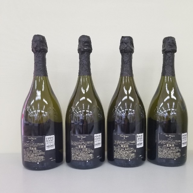 Dom Pérignon - 4本セット 新品未開封品‼️ ドンペリニヨン ヴィンテージ 2012 Brutの通販 by youngohoh's  shop｜ドンペリニヨンならラクマ