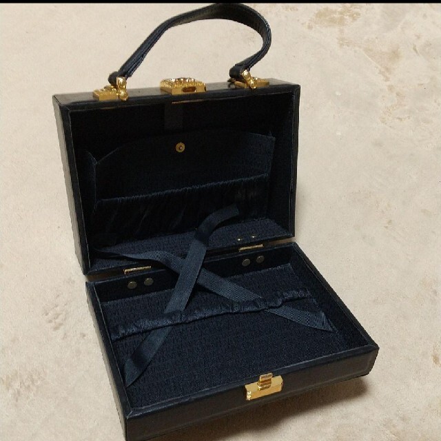 Gianni Versace - VERSACE バニティバッグの通販 by さとこ Gianni Versace - VERSACE バニティバッグの通販 by さとこ