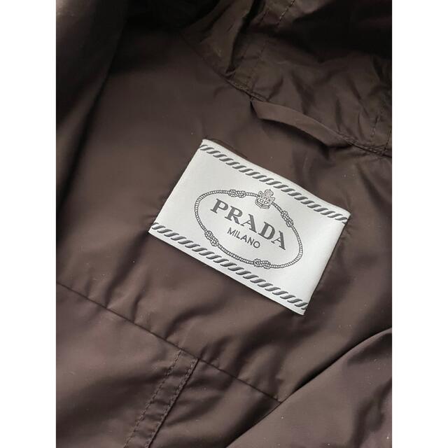 PRADA(プラダ)のPRADA プラダ ナイロン製フード付きパーカー(黒色) レディースのジャケット/アウター(ナイロンジャケット)の商品写真