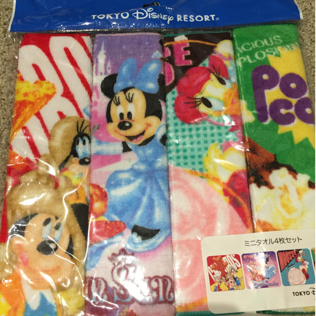 Disney ディズニーランド ハンカチセットの通販 By Thanks ディズニーならラクマ