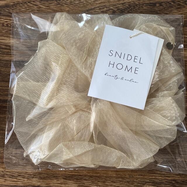 SNIDEL HOME(スナイデルホーム)のSNIDEL HOME オーガンジービッグシュシュ レディースのヘアアクセサリー(ヘアゴム/シュシュ)の商品写真