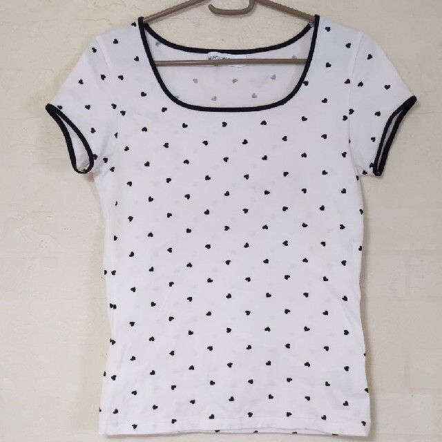 MAYSON GREY(メイソングレイ)のTシャツ　MAYSONGREY　ハート柄  メイソングレイ レディースのトップス(Tシャツ(半袖/袖なし))の商品写真