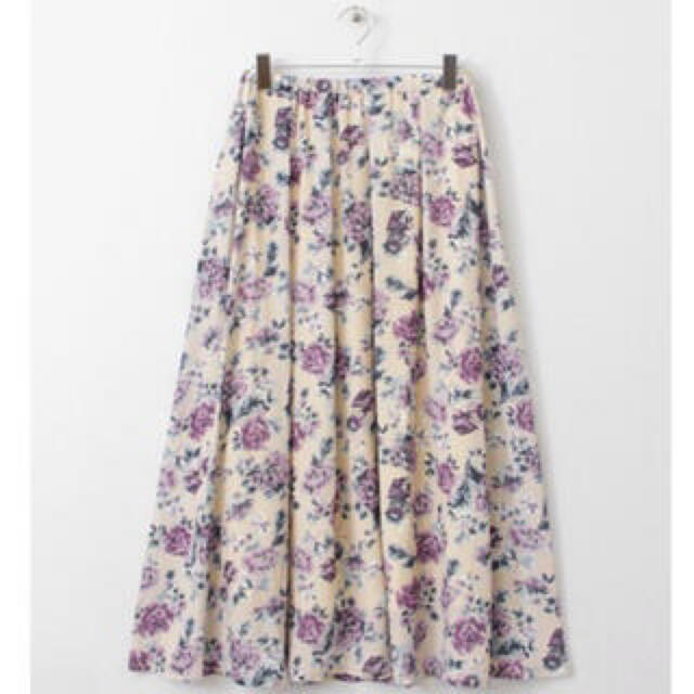 KBF(ケービーエフ)のKBF シフォンスカート 花柄 レディースのスカート(ロングスカート)の商品写真