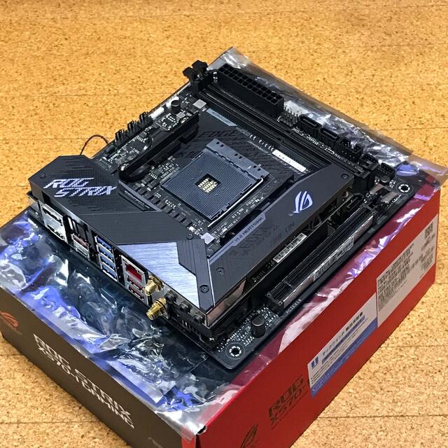 ［訳あり品］ASUS ROG STRIX X570-I GAMING スマホ/家電/カメラのPC/タブレット(PCパーツ)の商品写真